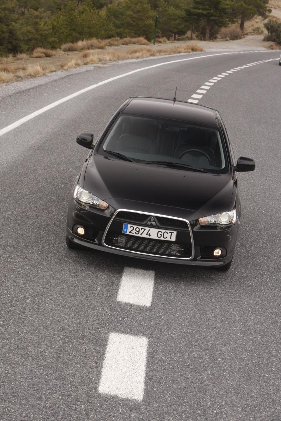  Mitsubishi Lancer Sportback 2008 года  (фото 24 из 42)